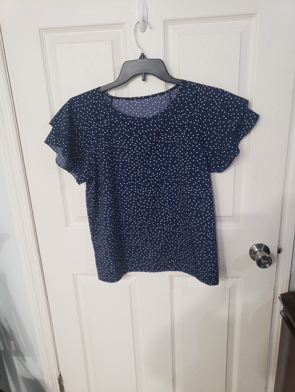 Women’s 2x SHEIN Navy Polka Dot Flutter Sleeve Top